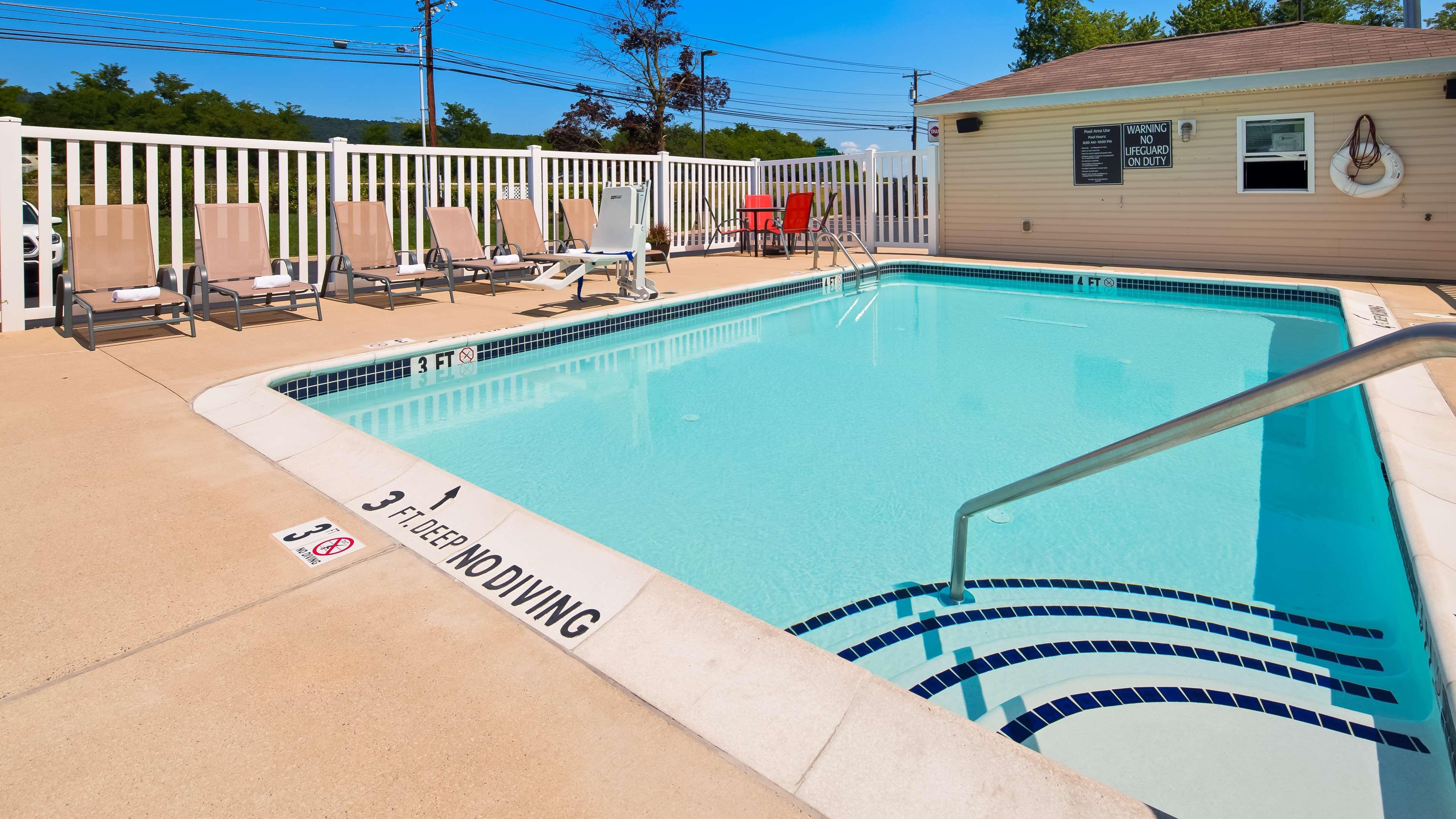 Best Western Plus Harrisburg Mechanicsburg Enola Exterior photo